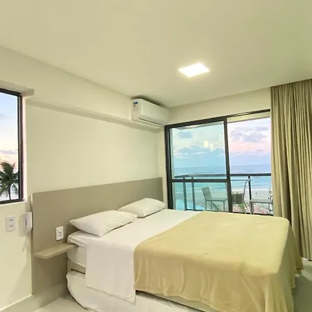 Flat beira mar com varanda em Porto de Galinhas-2